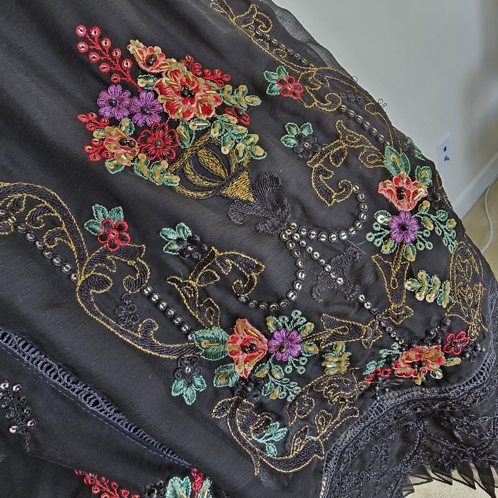 Black Embroidered Pakistani Suit by Erum Emaan - Size 45" - Large - Picture 13 of 17